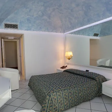 Hotel Ristorante Panoramico 4*