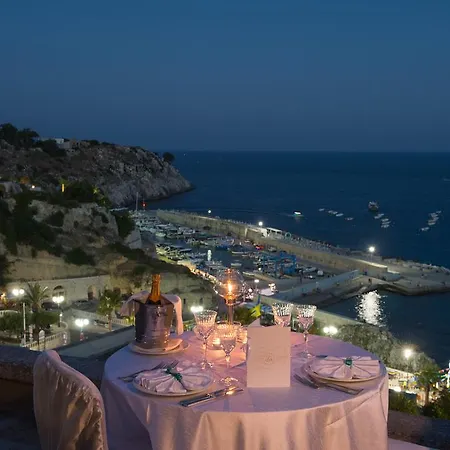 Hotel Ristorante Panoramico 4*